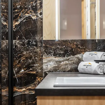 Appart hôtel Oberconiowka - Mountain Base - Jaccuzi&sauna