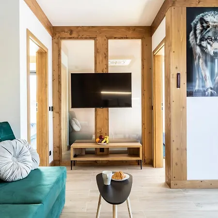 Aparthotel Oberconiowka - Mountain Base - Jaccuzi&sauna Zakopane