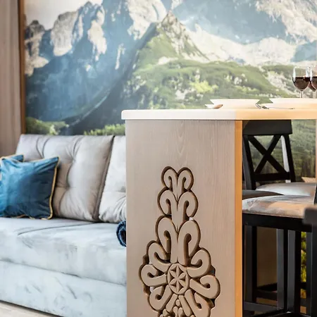 Aparthotel Oberconiowka - Mountain Base - Jaccuzi&sauna
