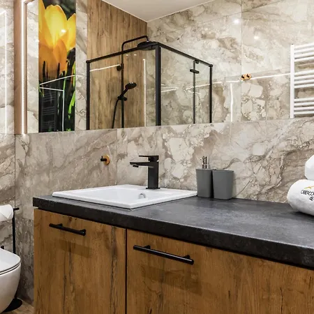 Hotel apartamentowy Oberconiówka - Mountain Base - Jaccuzi&sauna 3*