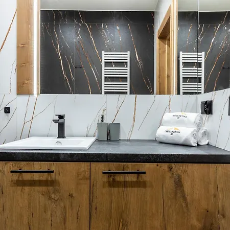 Appart hôtel Oberconiowka - Mountain Base - Jaccuzi&sauna Zakopane