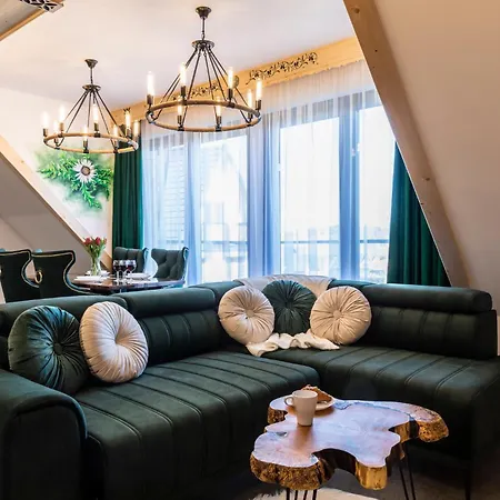 Aparthotel Oberconiowka - Mountain Base - Jaccuzi&sauna Zakopane