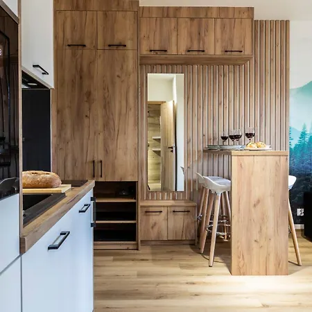 Appart hôtel Oberconiowka - Mountain Base - Jaccuzi&sauna 3*