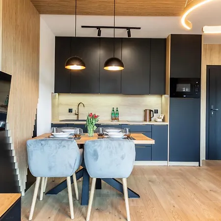 Oberconiówka - Mountain Base - Jaccuzi&sauna Hotel apartamentowy 3*